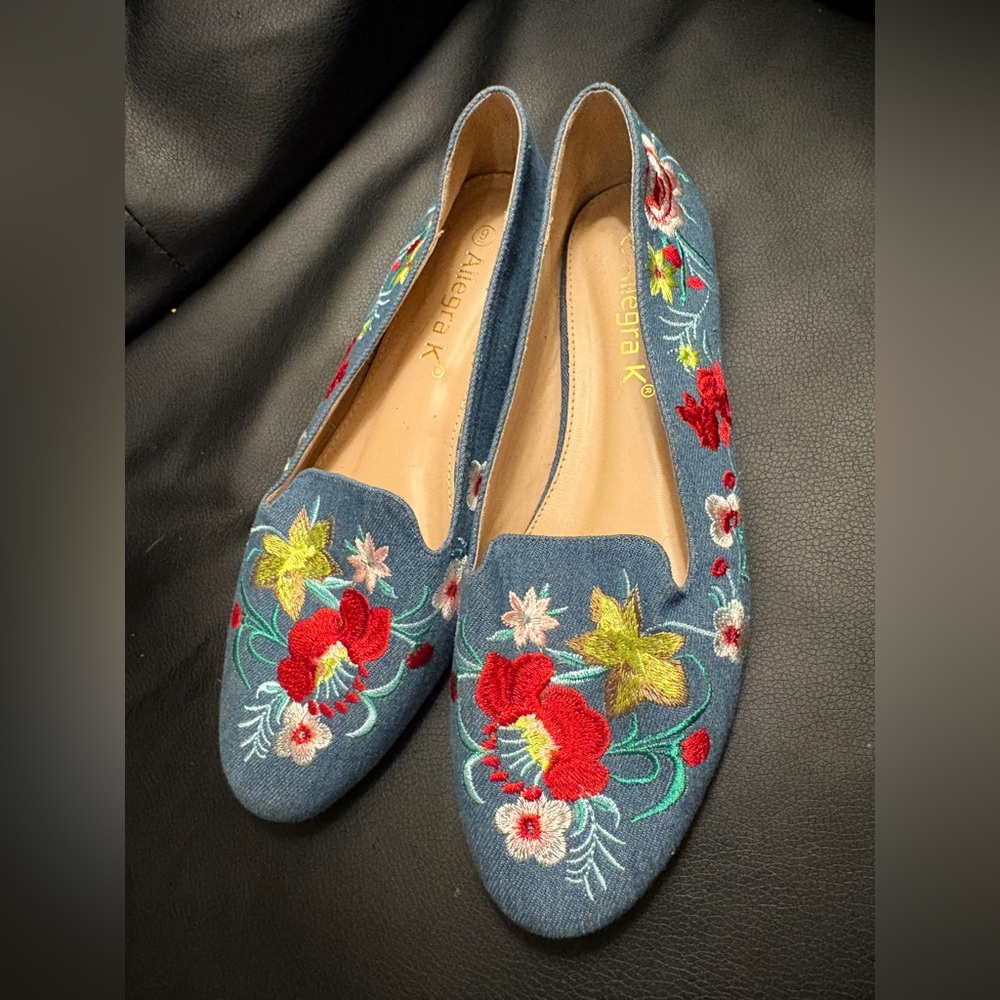 Allegra K Women's Floral Embroidered Loafers - Blue and Red